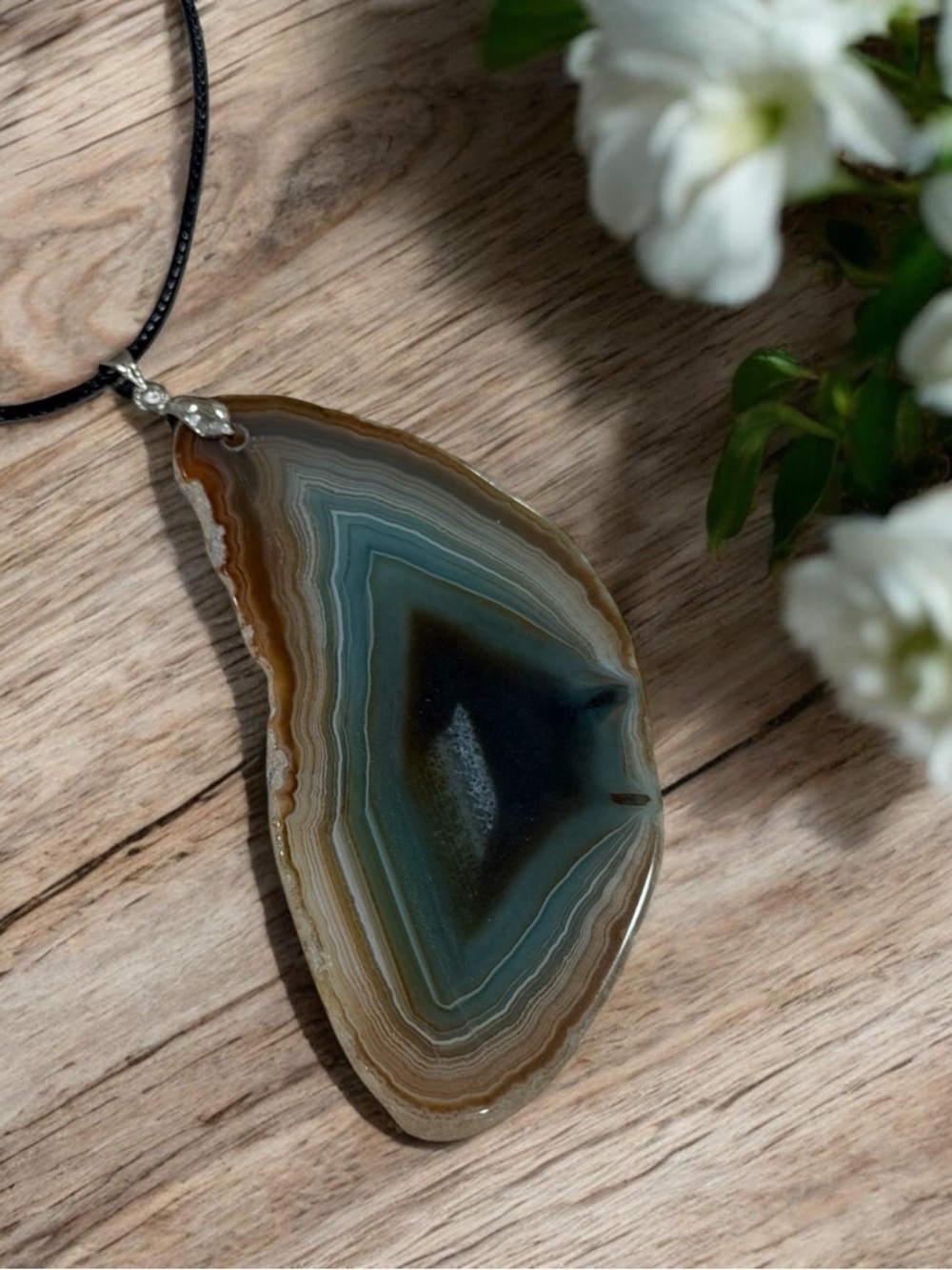 Natural Agate Slice Pendant Necklace in Blue and Brown